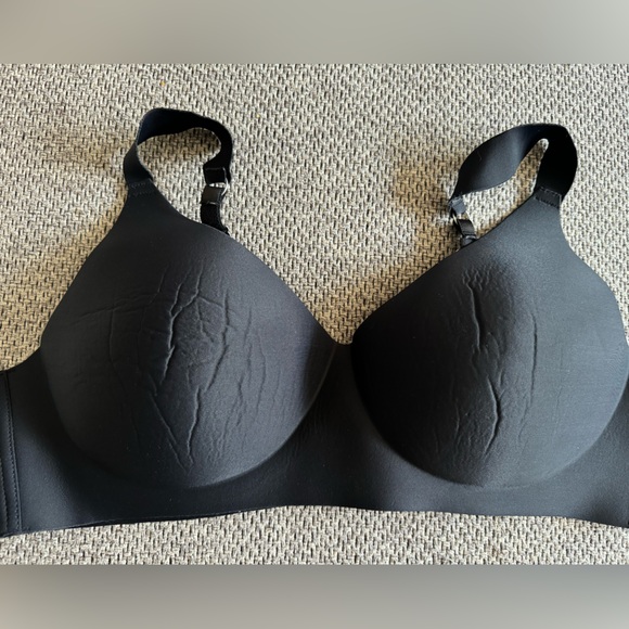 Bundle of 6 sports bras under armour Vincen Camuto Layers etc - - Picture 9 of 16